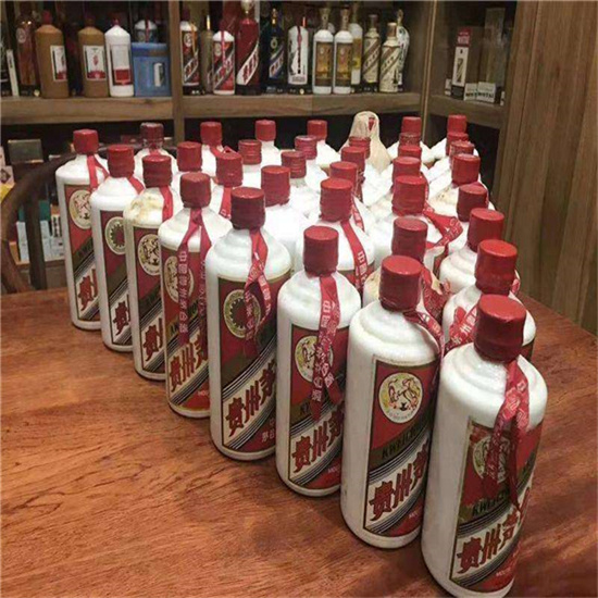 青县30年茅台酒回收行情哪里回收(附近上门回收茅台酒）?